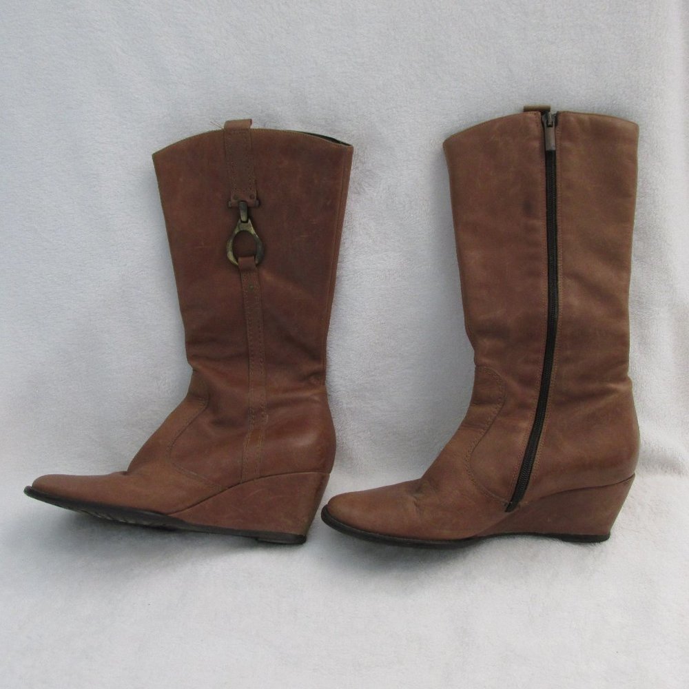 Tan Distressed Leather Lined Below-Knee Wedge Boots Slim-Leg Zipper Size 8.5